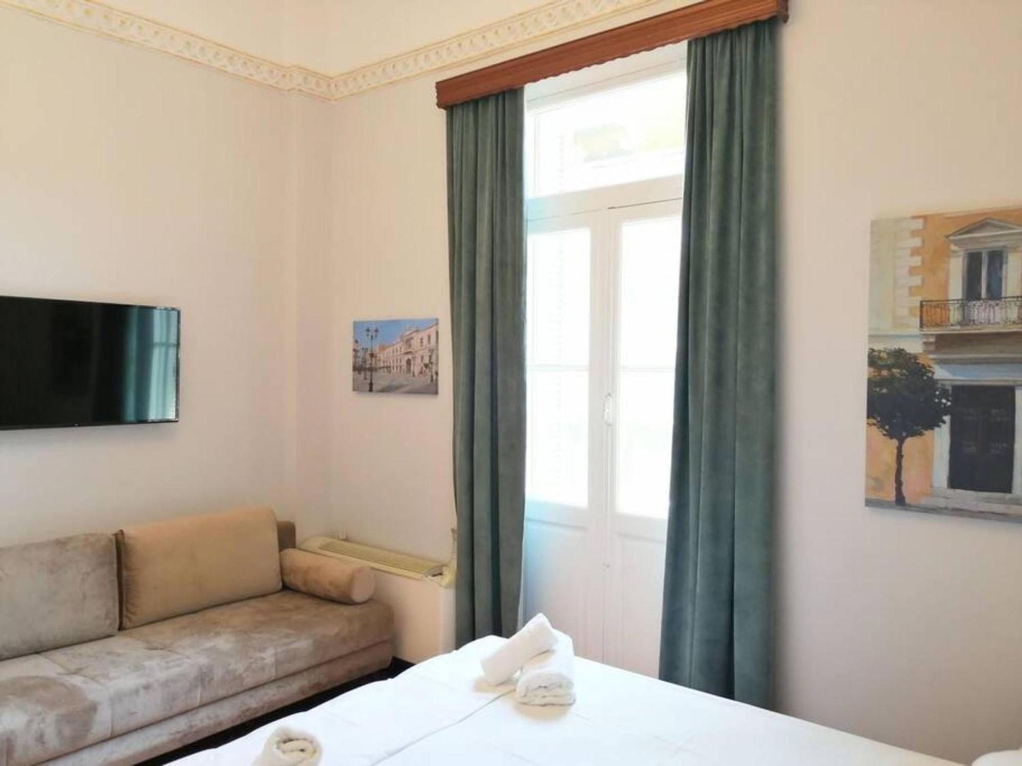 Elegant Apartment Under The Acropolis 아테네 외부 사진